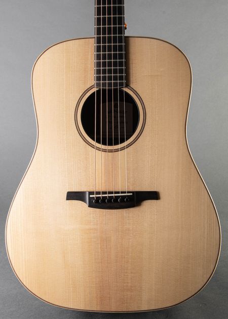 McNally D Custom 2021, Madagascar Rosewood & Adirondack Spruce
