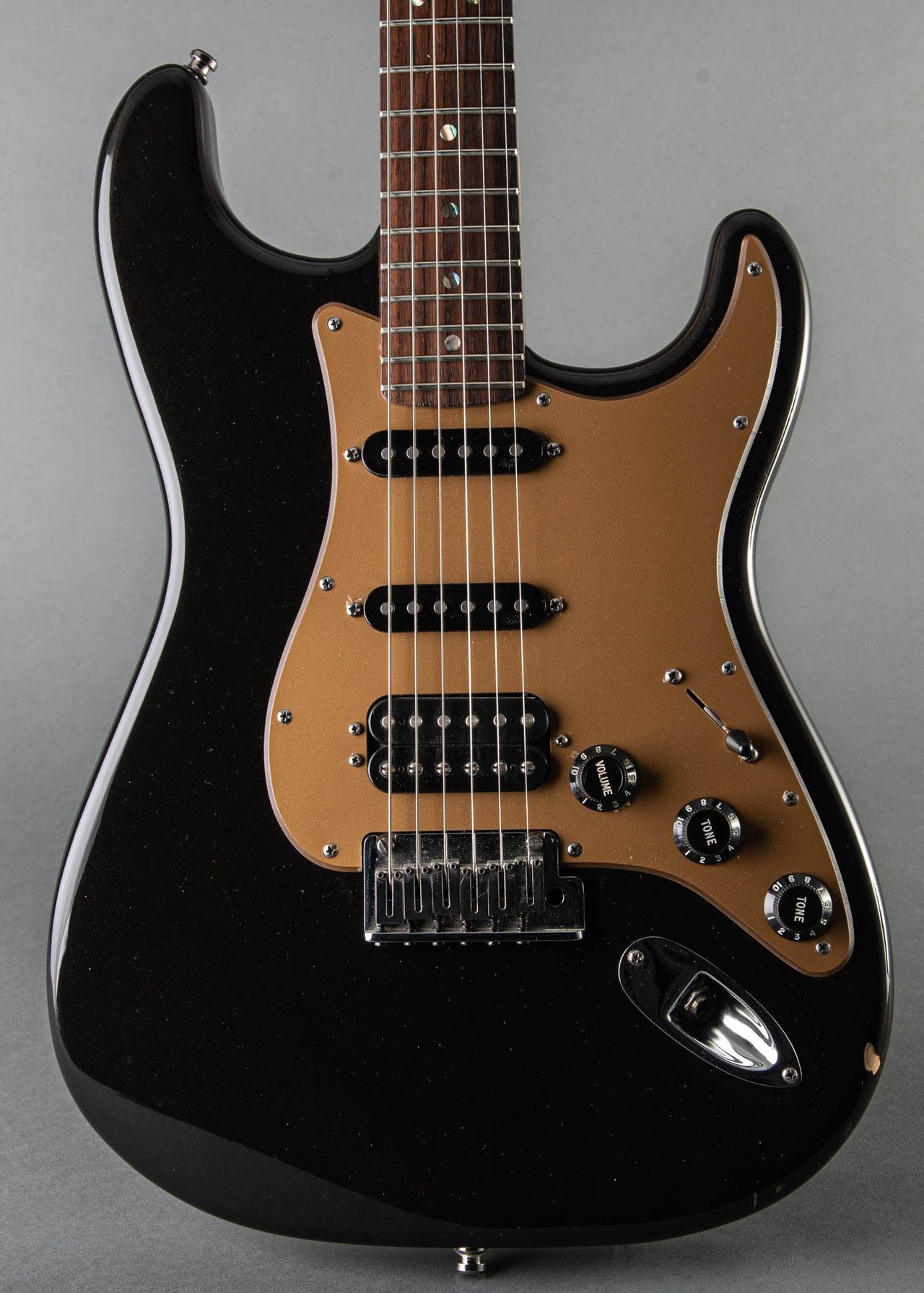 Fender american deluxe stratocaster hss deals price