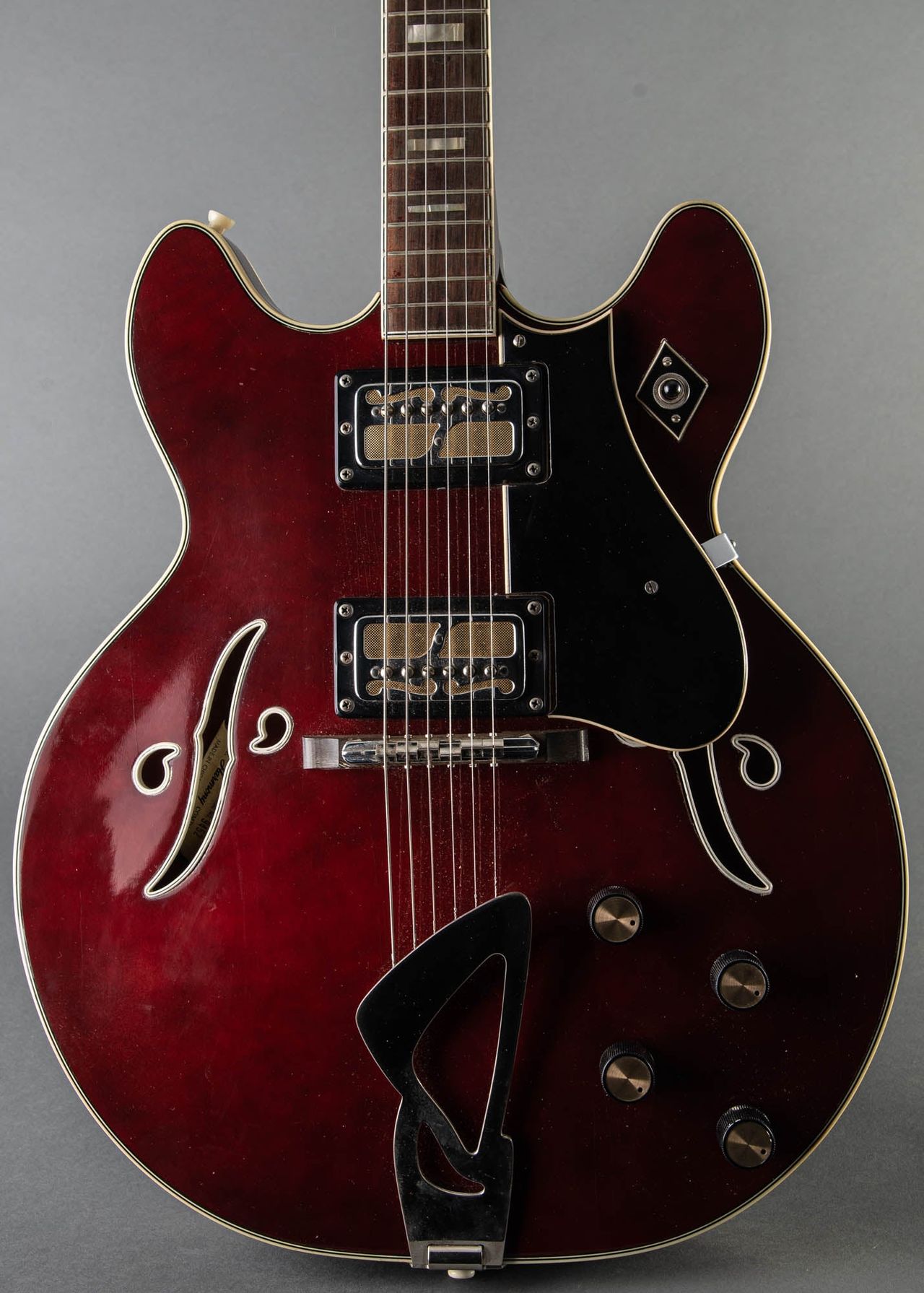 Carter Vintage - Harmony H-72 1966 | Carter Vintage Guitar Exchange