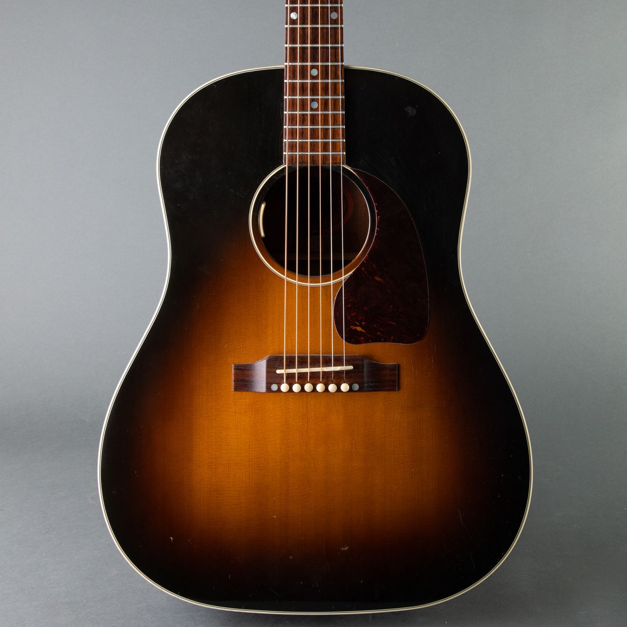 Gibson J-45 2002, Sunburst | Carter Vintage Guitars