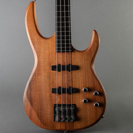 Carvin 4 String Fretless Bass  1985, Walnut
