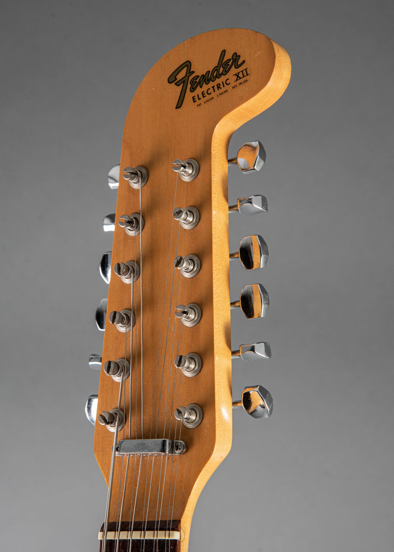 Fender electric outlet xii neck