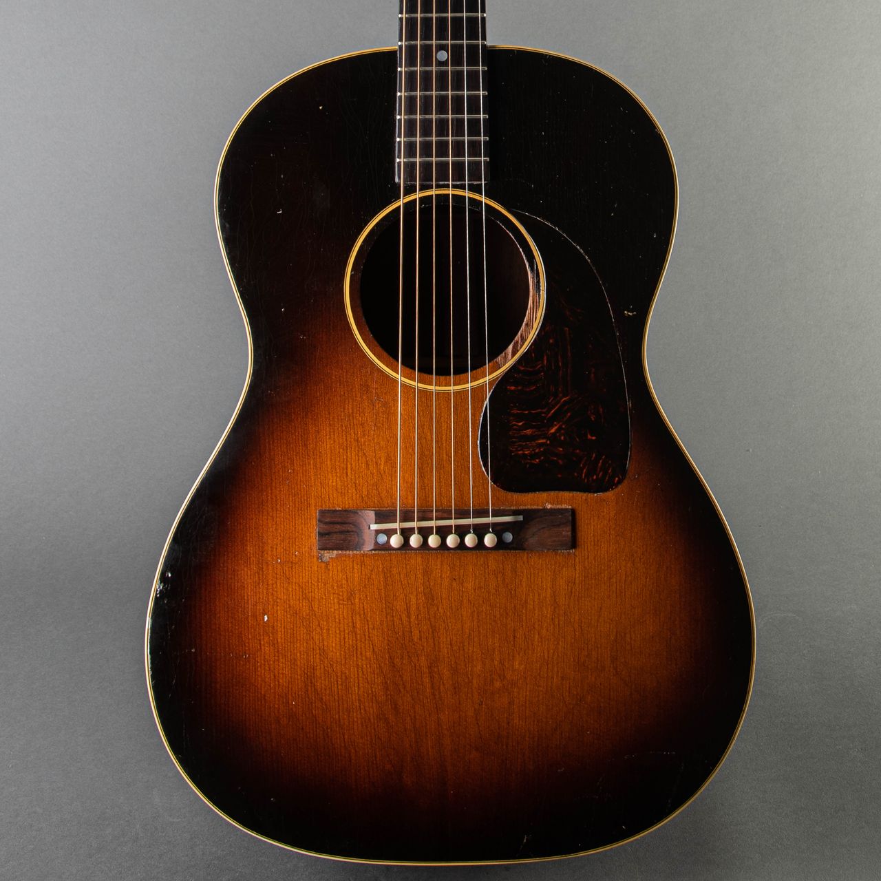 Gibson LG-2 1950, Sunburst | Carter Vintage Guitars