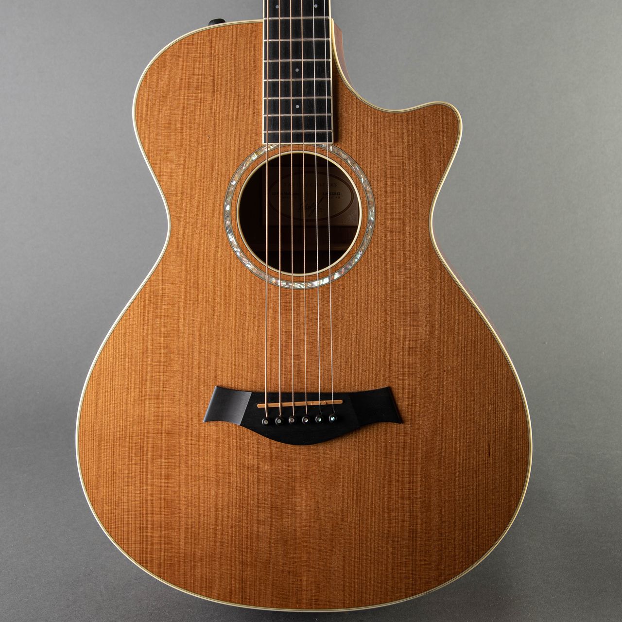 12 fret 2024 taylor guitars