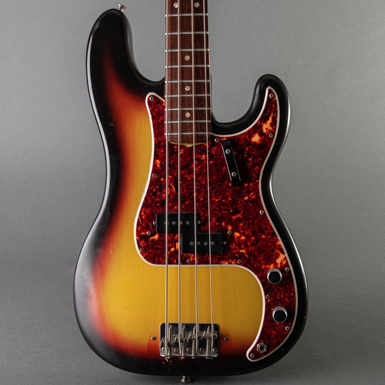 Fender PRECISION BASS (MADE IN JAPAN)