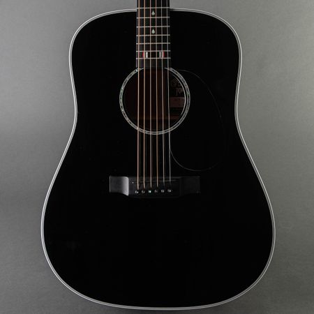 Martin POW MIA Special Edition Dreadnought 2006, Black