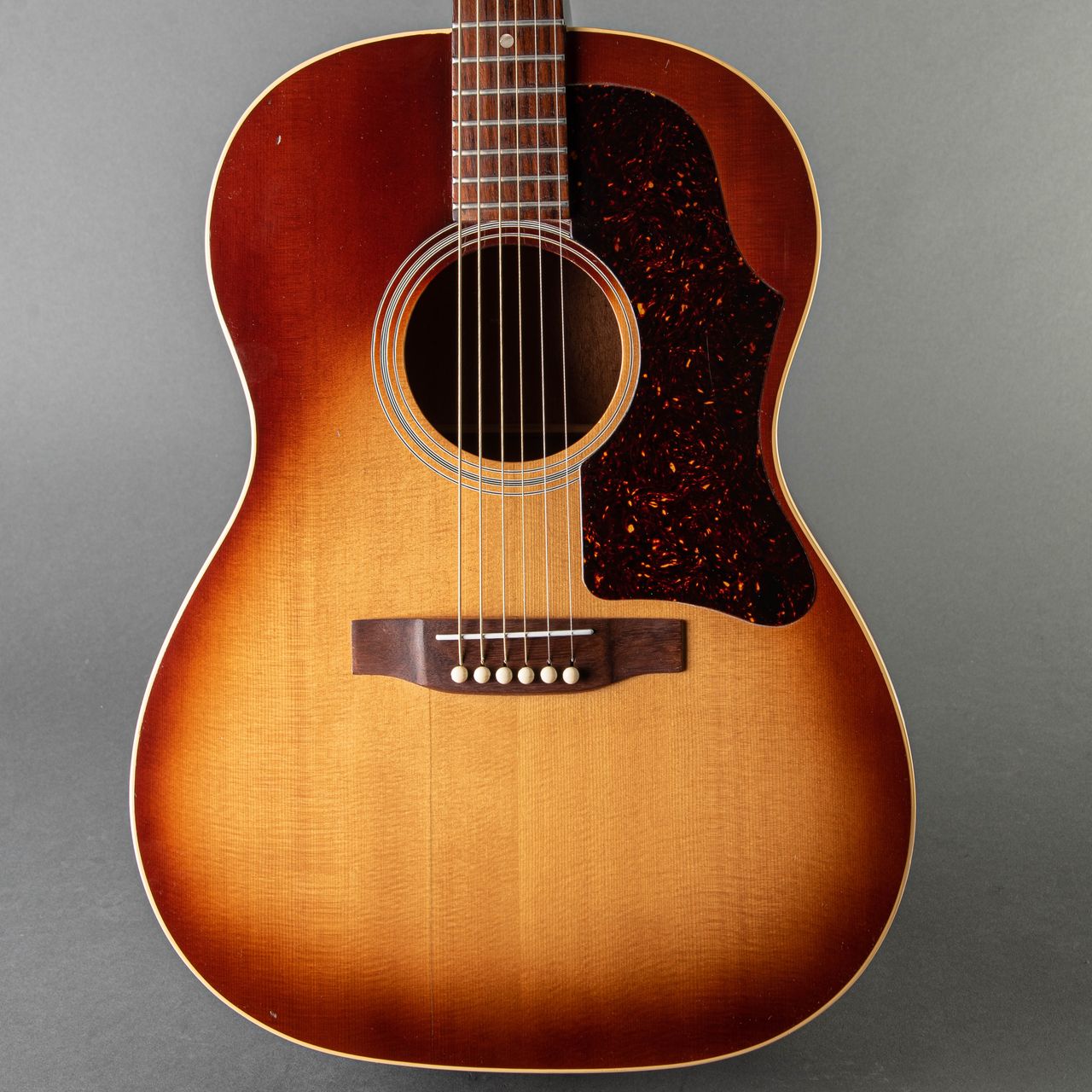 Gibson LG-2 1966, Sunburst | Carter Vintage Guitars