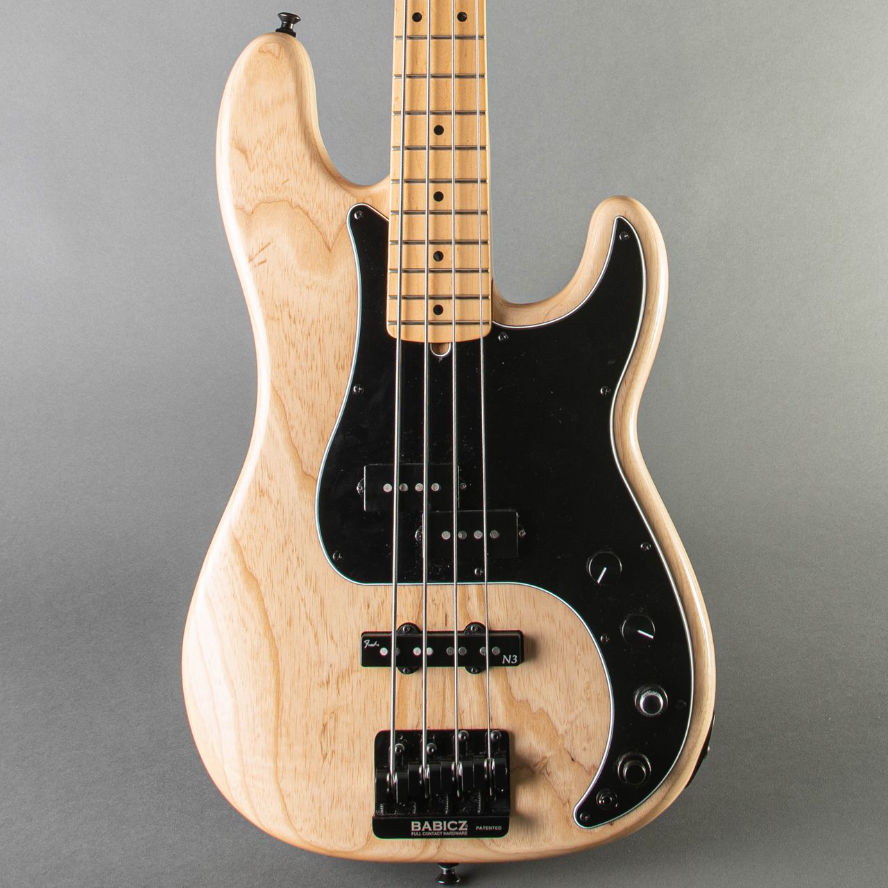Fender American Deluxe Precision Bass , Natural   Carter