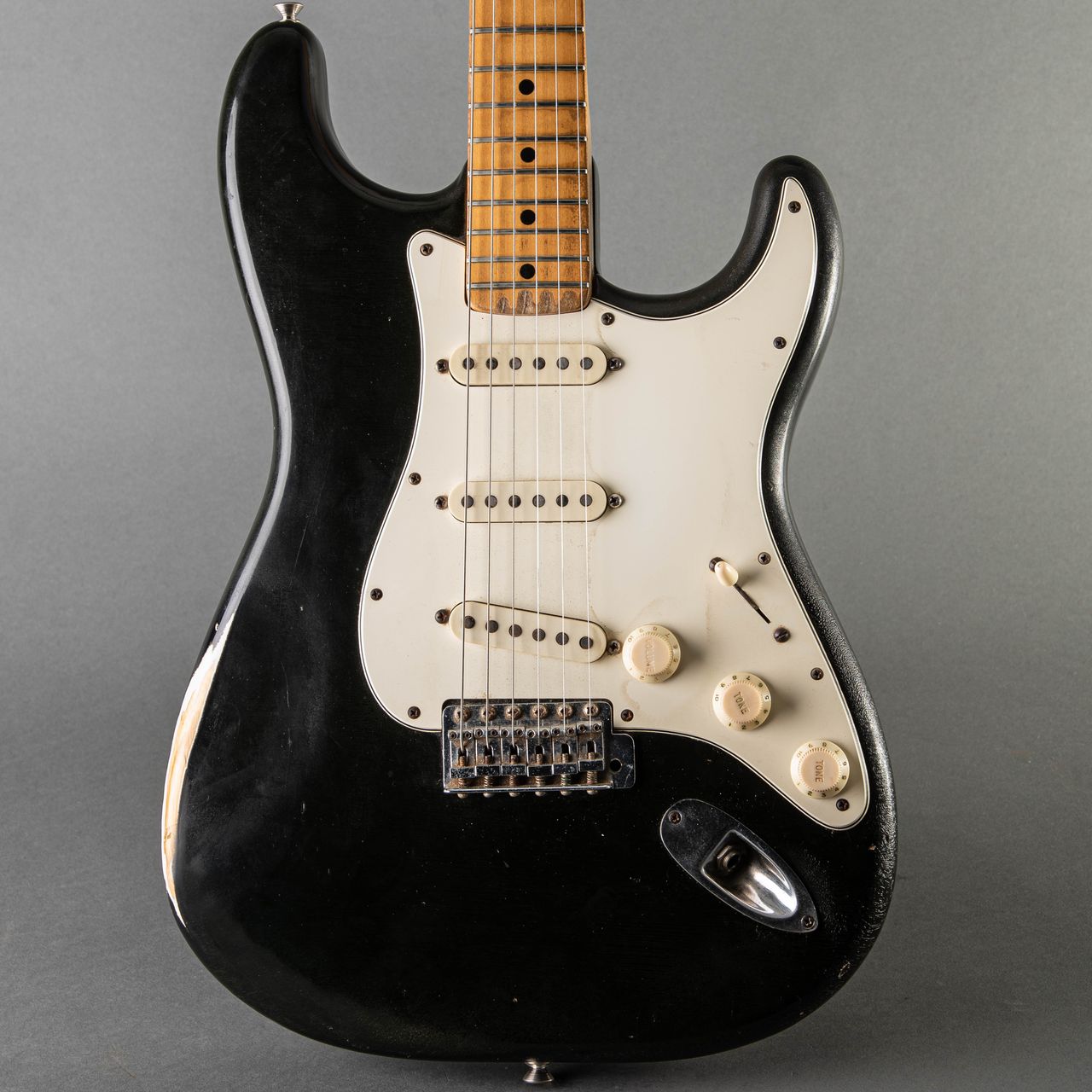 Fender Stratocaster 1975, Black | Carter Vintage Guitars