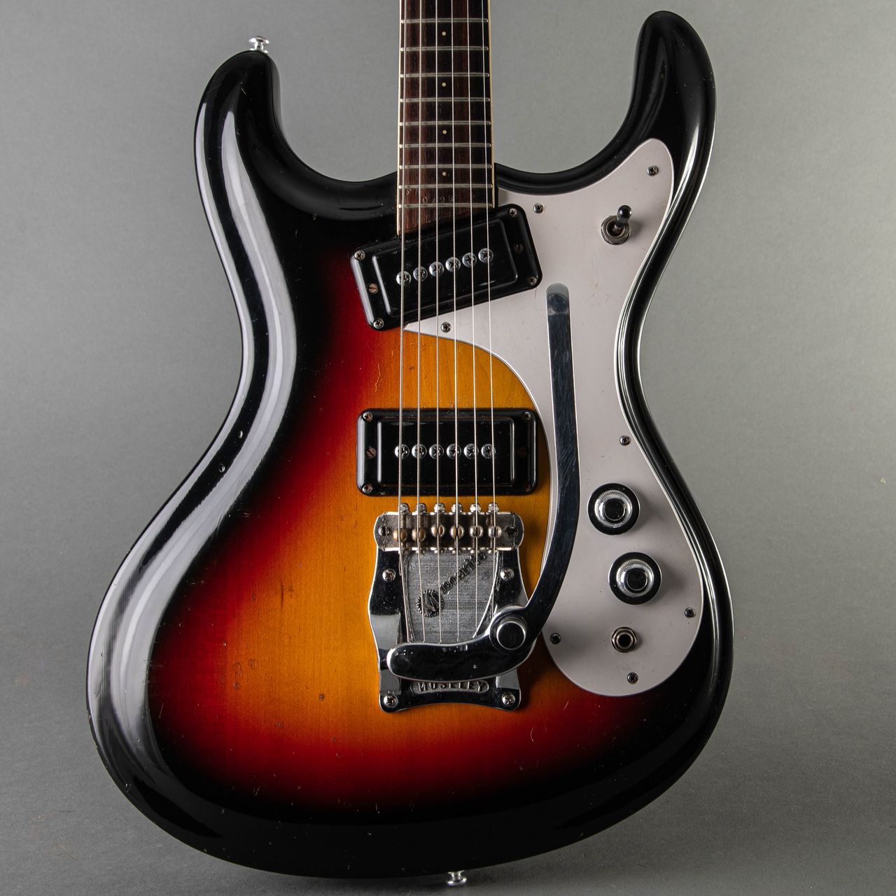 Mosrite Avenger Replica by Firstman 1970, Sunburst | Carter 