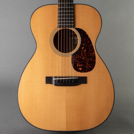Martin 00-18V The Podium 2009, Engelmann Spruce & Mahogany