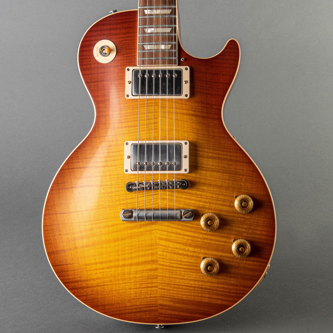 Gibson Les Paul R9 60th 2019, Iced Tea VOS | Carter Vintage Guitars