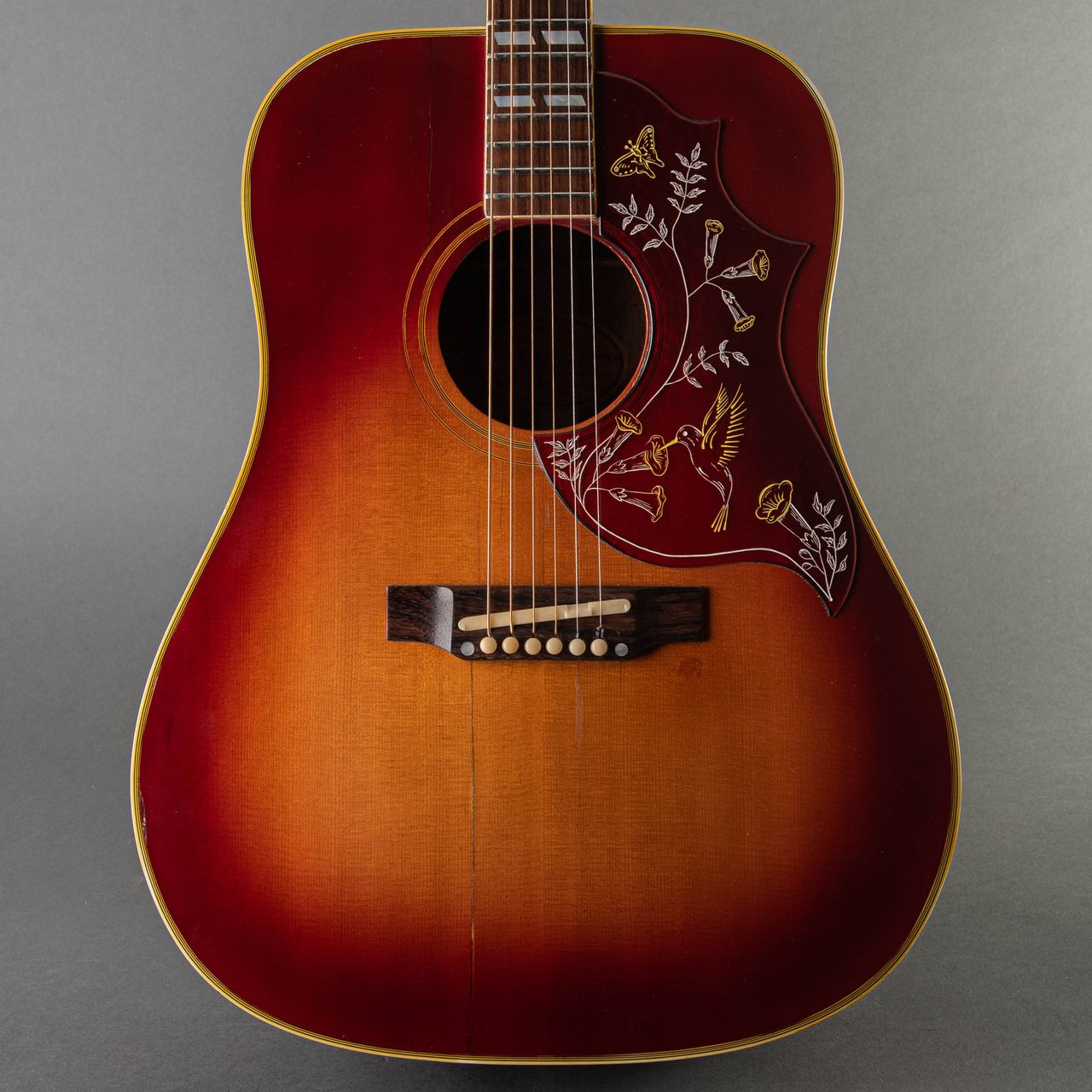 Gibson Hummingbird 1968, Cherry Sunburst | Carter Vintage Guitars