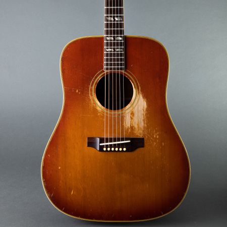 Gibson SJ 1969, Cherry Sunburst