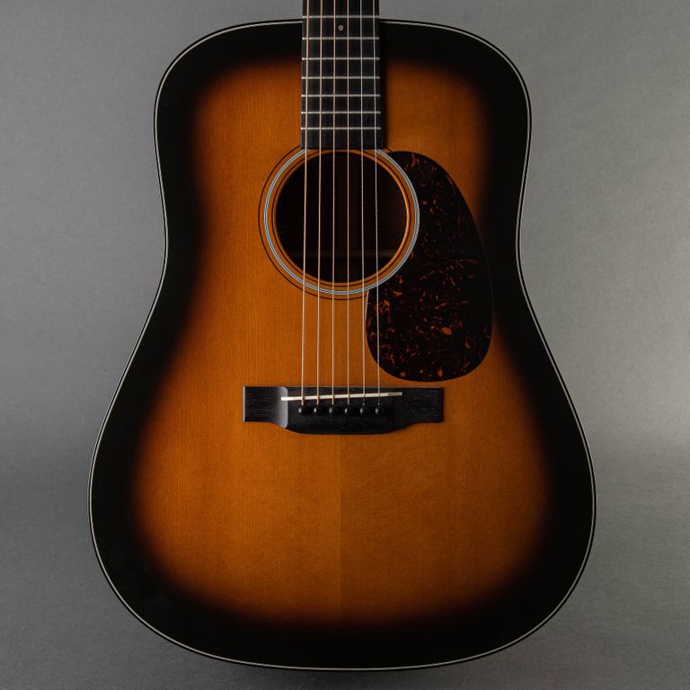 Martin D-18 Authentic 1937 2010, Sunburst | Carter Vintage Guitars