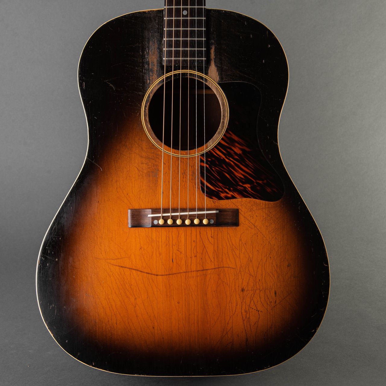 Gibson J-35 1939, Sunburst | Carter Vintage Guitars
