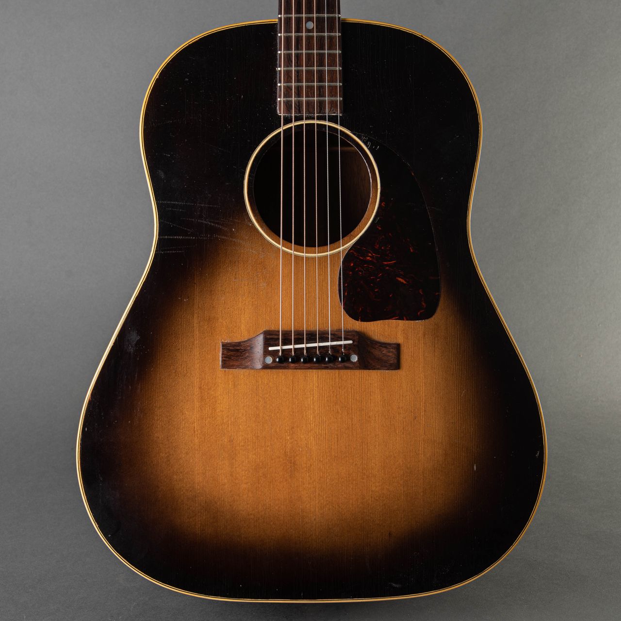 Gibson J-45 1954, Sunburst | Carter Vintage Guitars