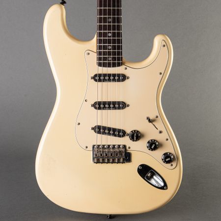 Greco Spacey Sound Stratocaster 1980s, Olympic White