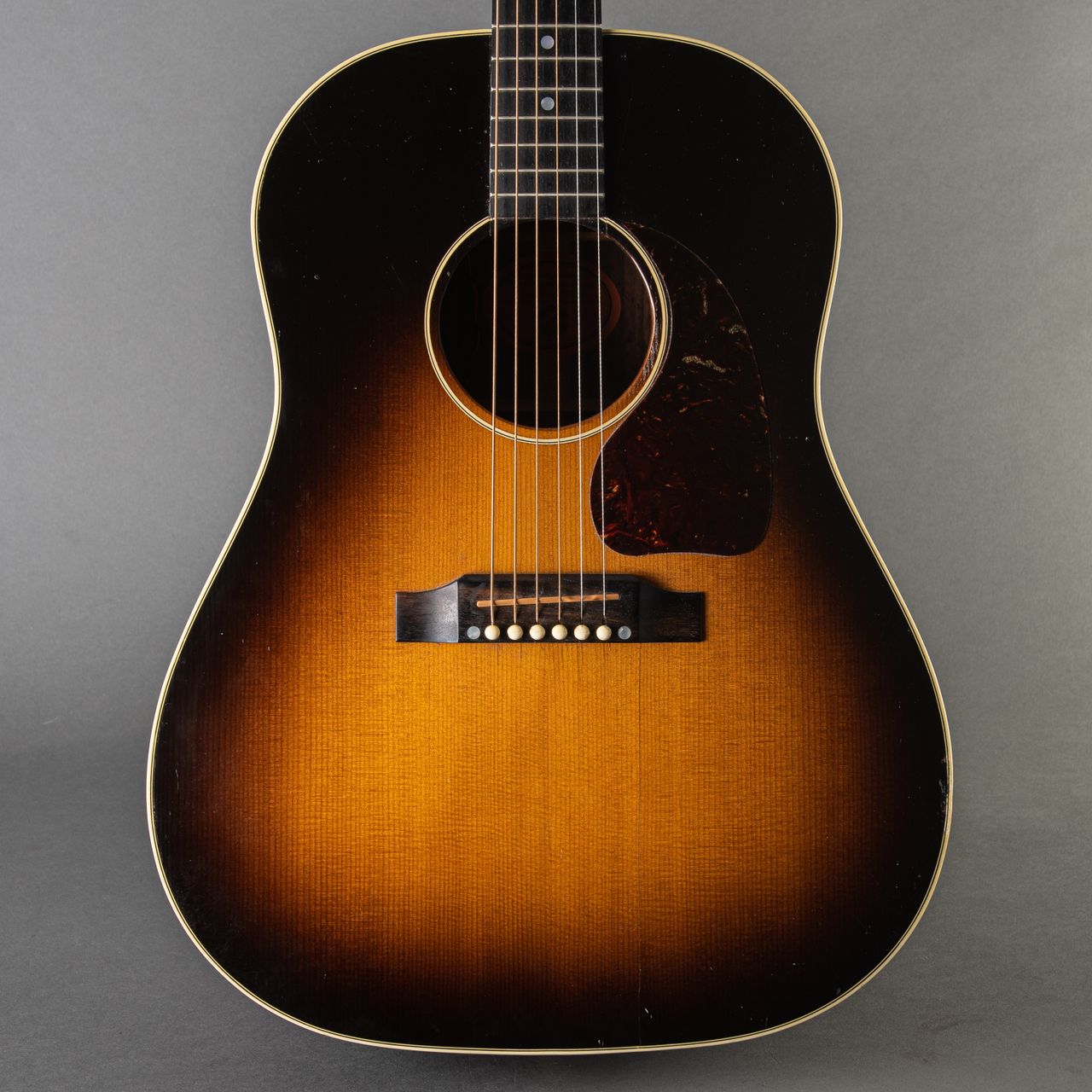 Gibson J-45 Rosewood 2001, Sunburst | Carter Vintage Guitars