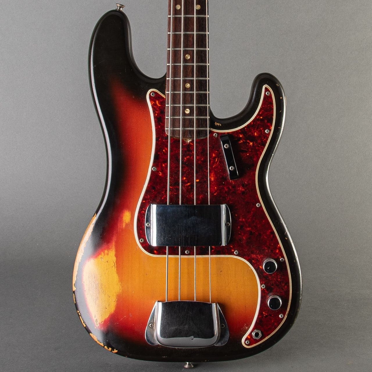 Fender Precision Bass 1966, Sunburst | Carter Vintage Guitars