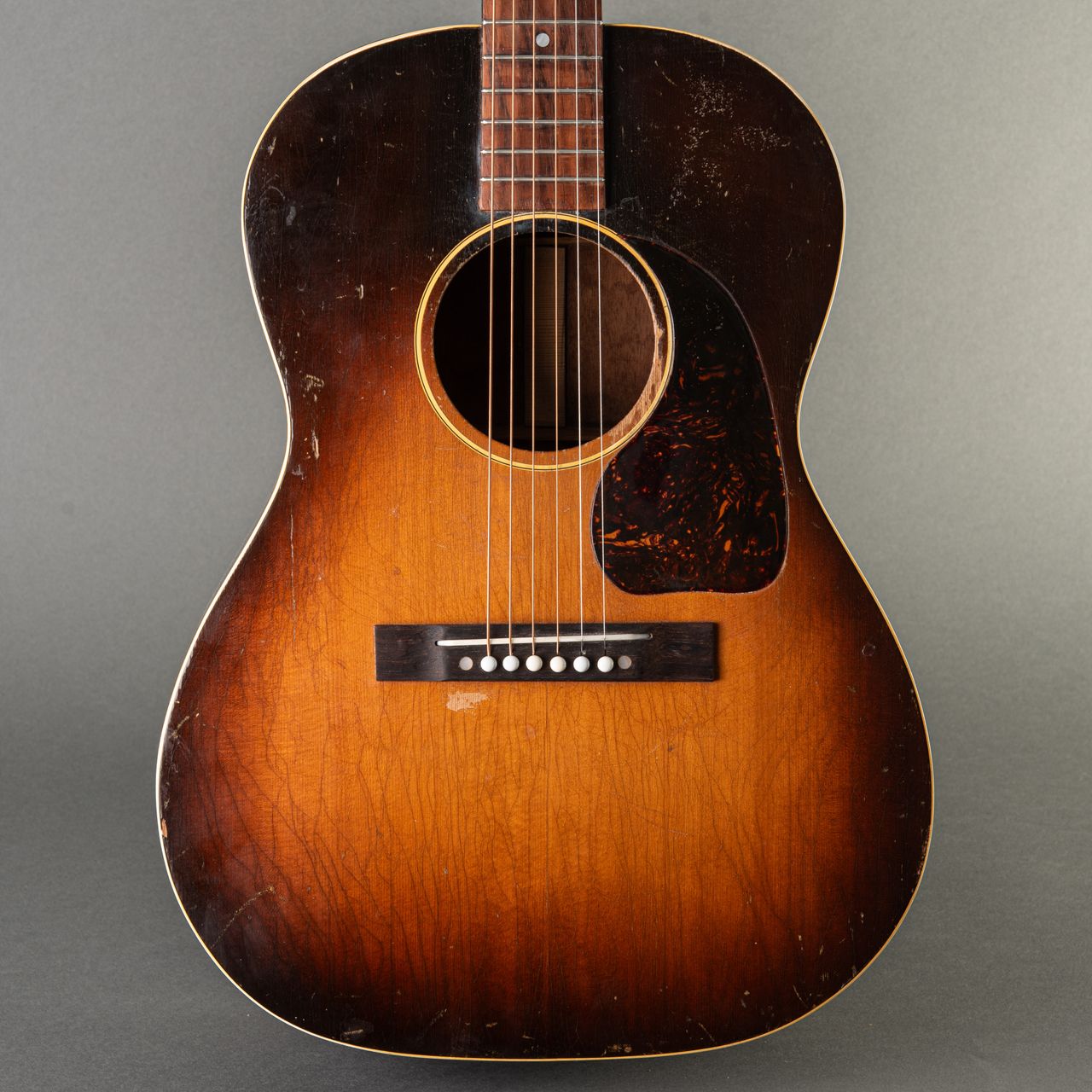 Gibson LG-2 1948, Sunburst | Carter Vintage Guitars