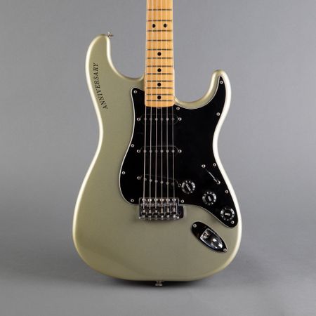 Fender 25th Anniversary Stratocaster 1979, Silver