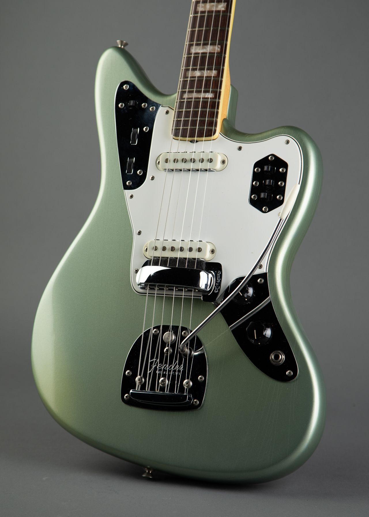 Fender jaguar deals mint green