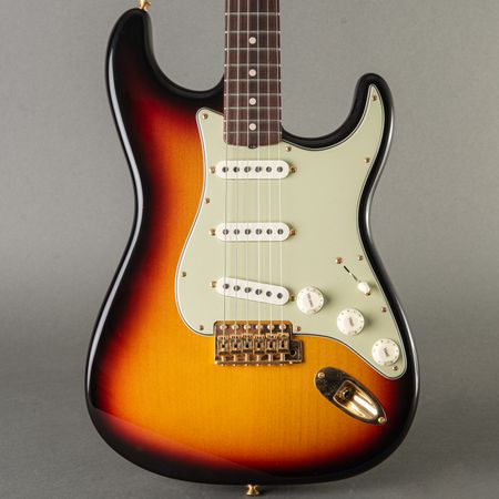 Fender Custom Shop Wildwood 10 Relic-Ready 1961 Stratocaster 2023, 3 Color Sunburst
