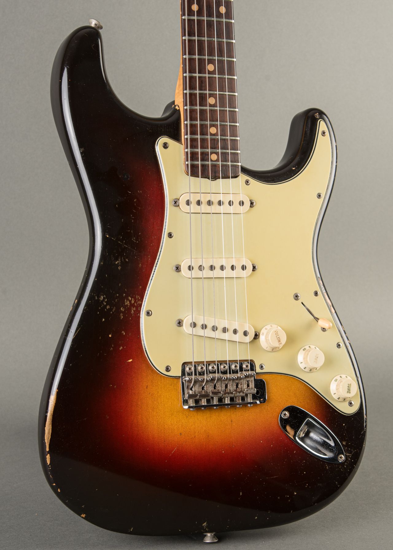 Fender Stratocaster 1961, Sunburst | Carter Vintage Guitars