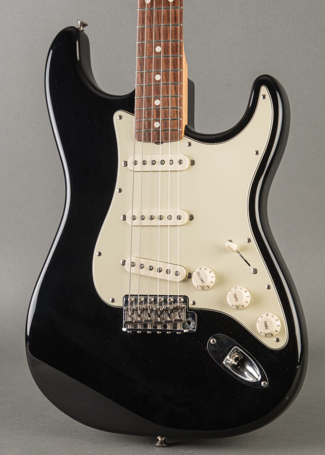 Fender American Vintage '62 Stratocaster 2007, Black | Carter 