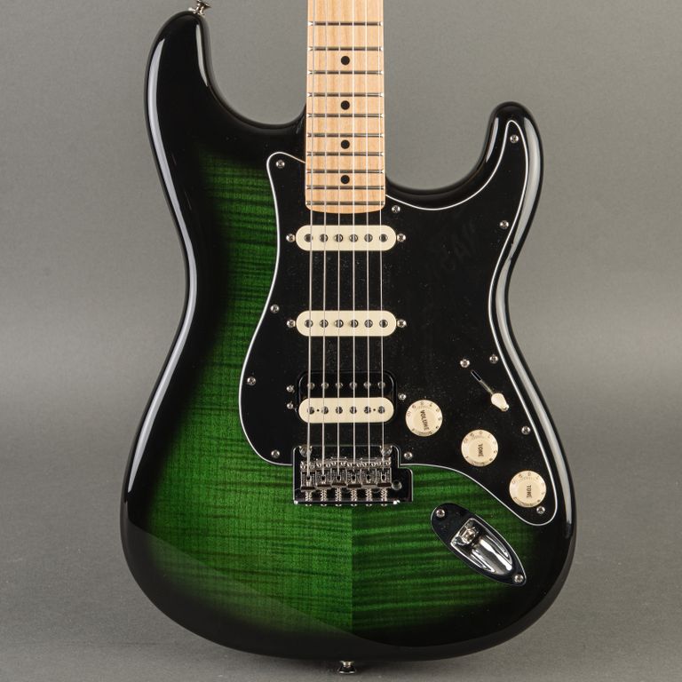 Fender Stratocaster 2021, Greenburst | Carter Vintage Guitars