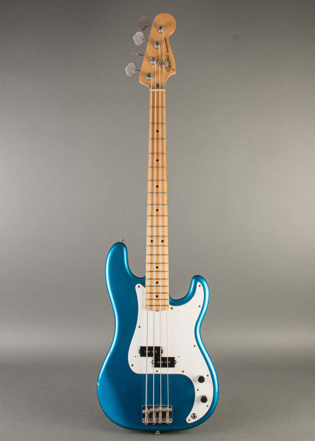 Fender MIJ Precision Bass 1988, Blue | Carter Vintage Guitars