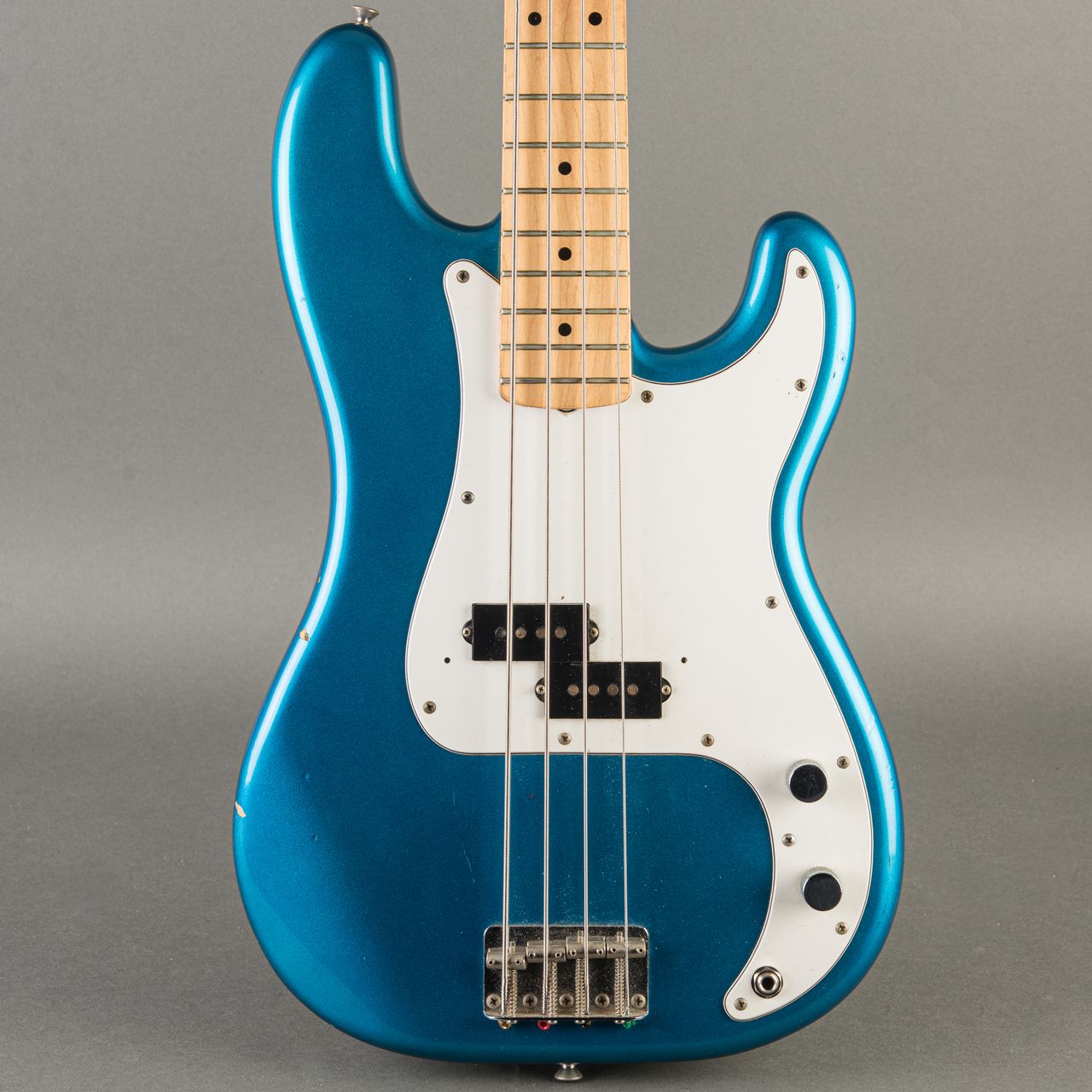 Fender MIJ Precision Bass 1988, Blue | Carter Vintage Guitars