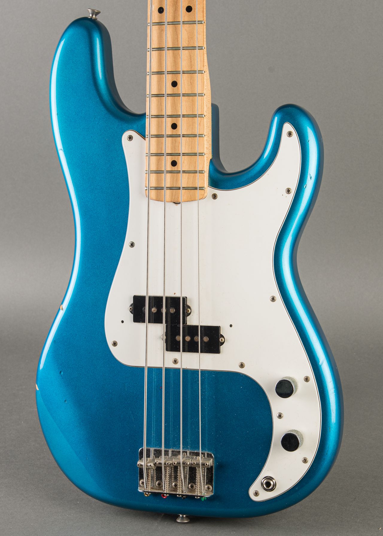Fender MIJ Precision Bass 1988, Blue | Carter Vintage Guitars