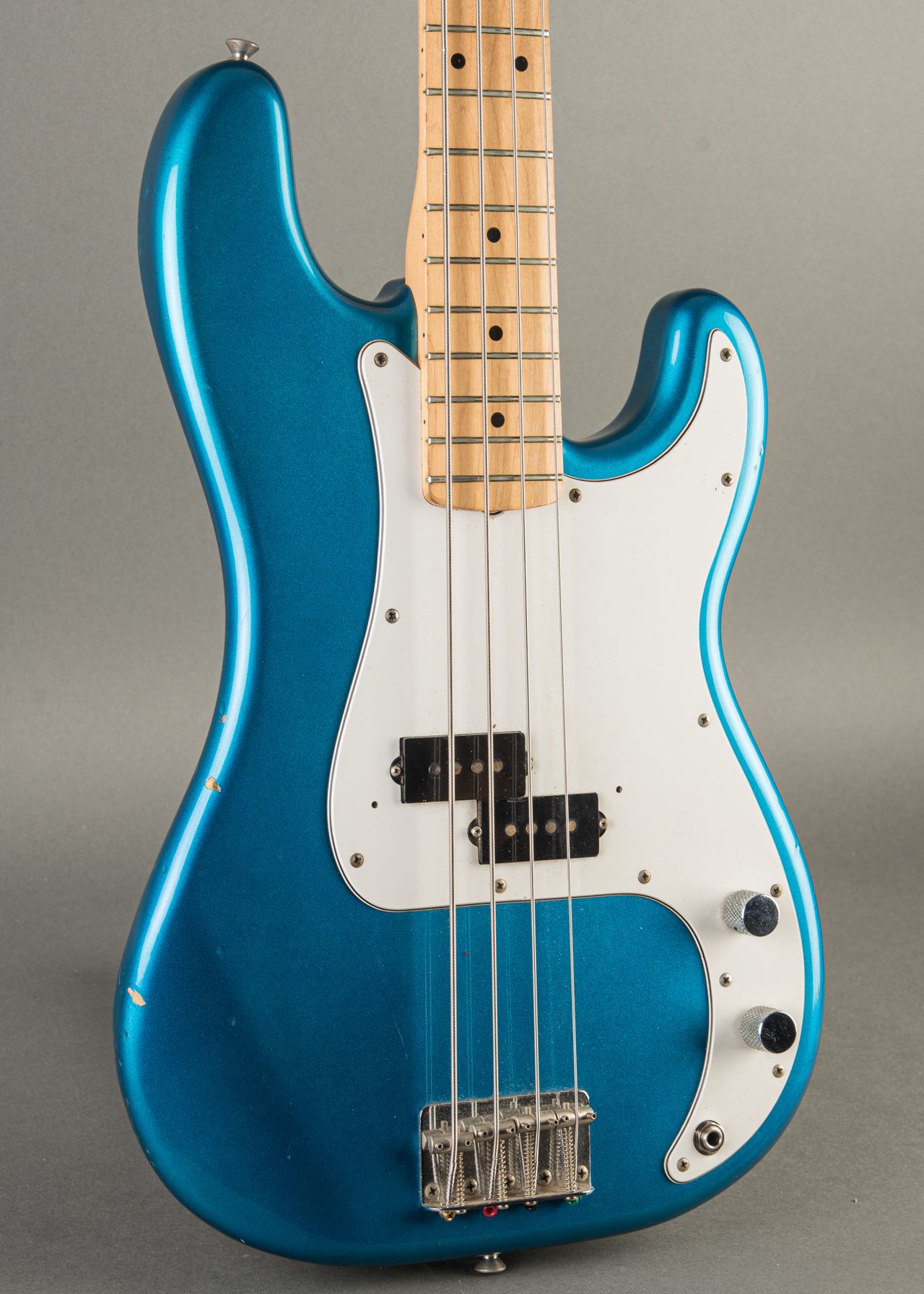 Fender MIJ Precision Bass 1988, Blue | Carter Vintage Guitars