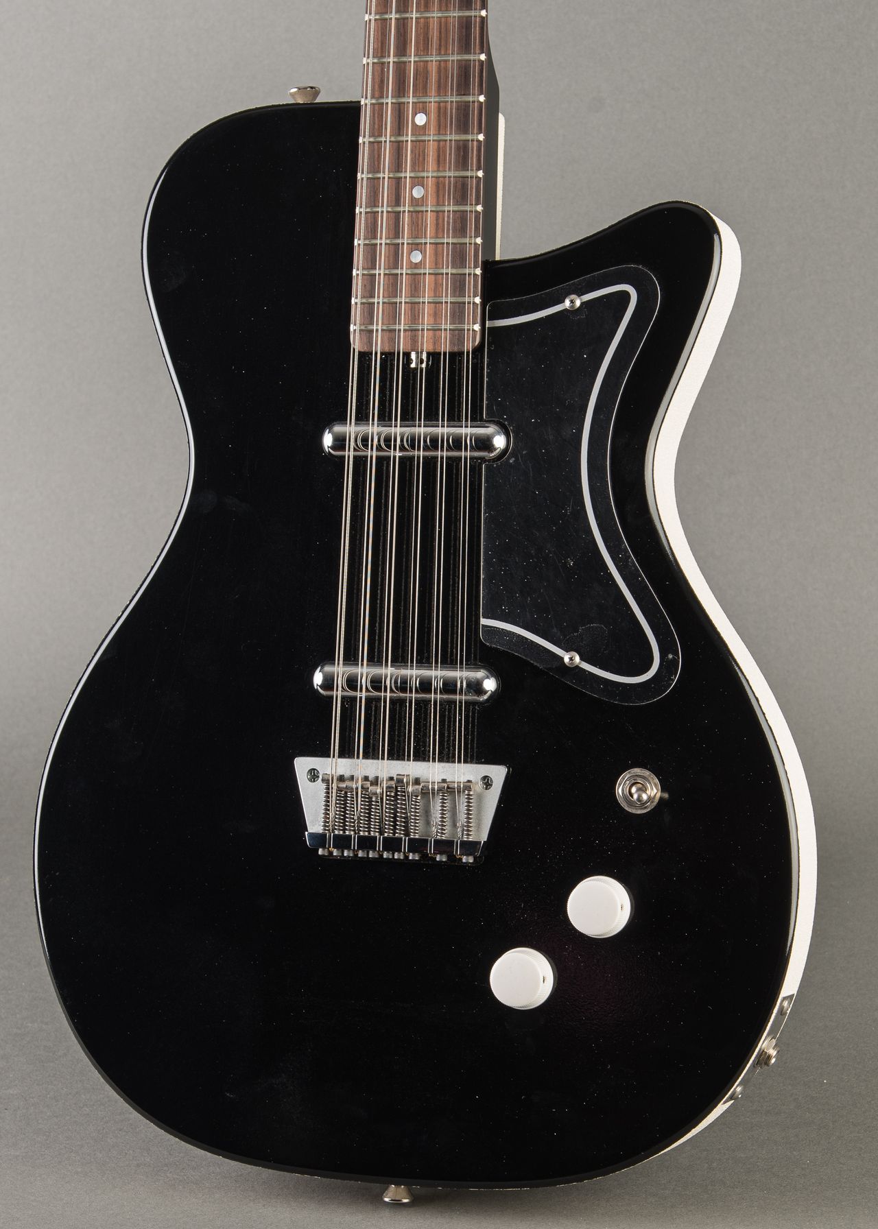 Jerry Jones Neptune 12-String 1990, Black | Carter Vintage Guitars