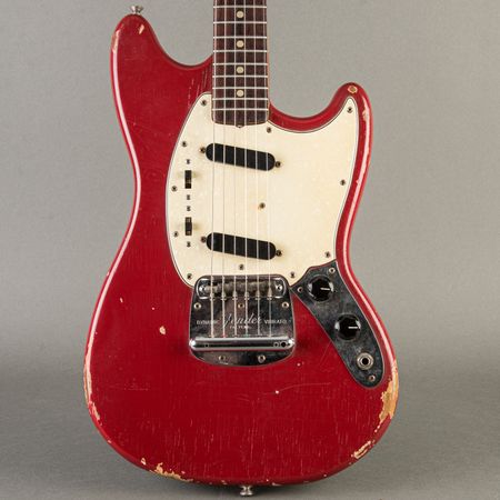 Fender Mustang 1966, Dakota Red