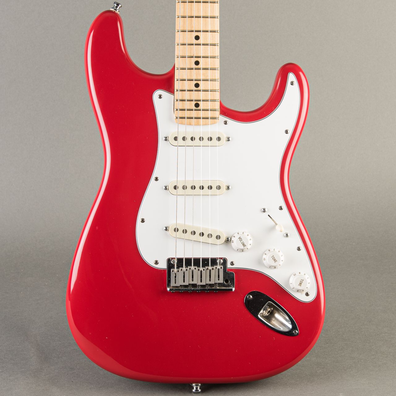 Fender Stratocaster 1984, Red | Carter Vintage Guitars