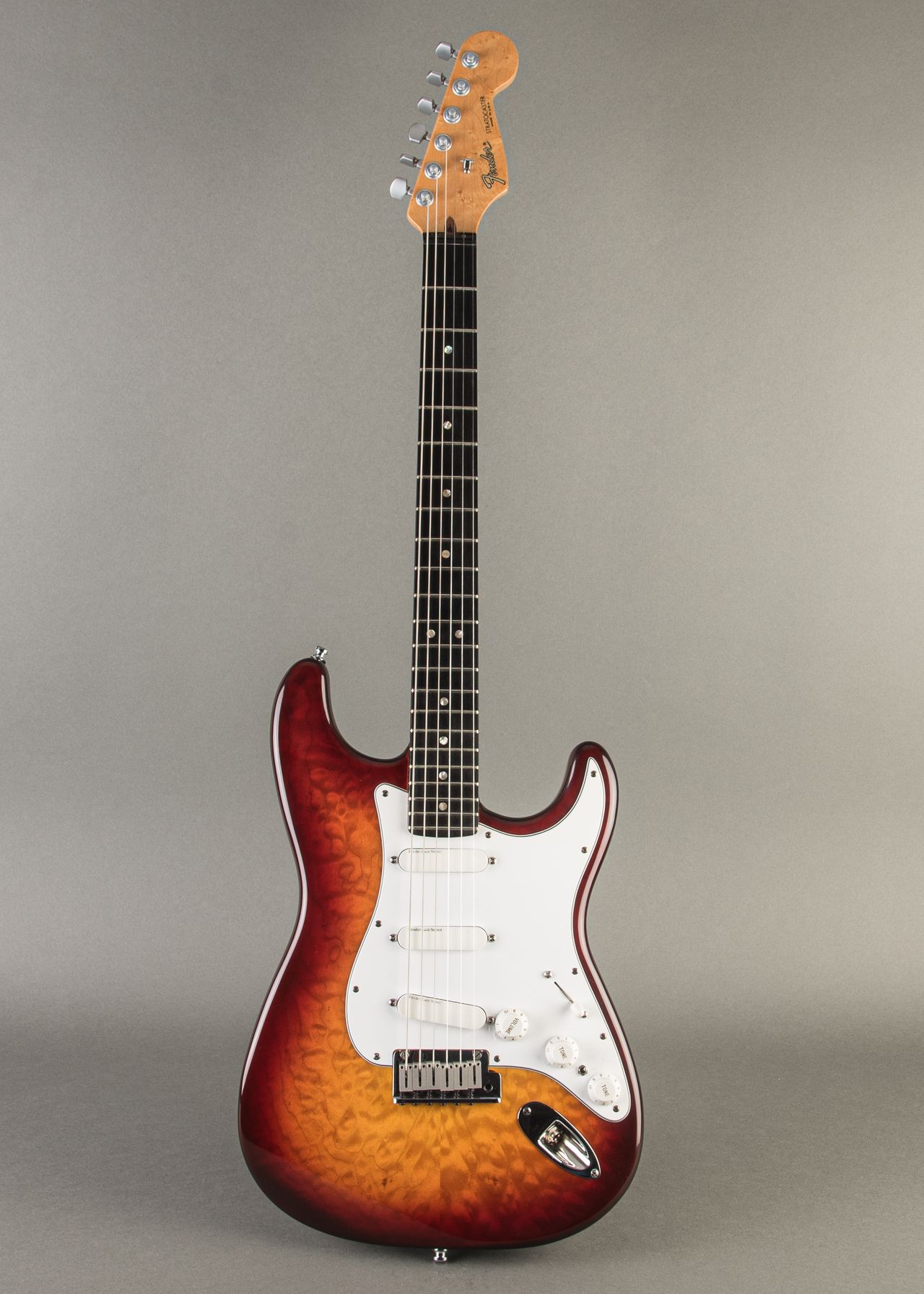 Carter Vintage - Fender Limited Edition 35th Anniversary Stratocaster 1989,  Antique Burst | Carter Vintage Guitar Exchange