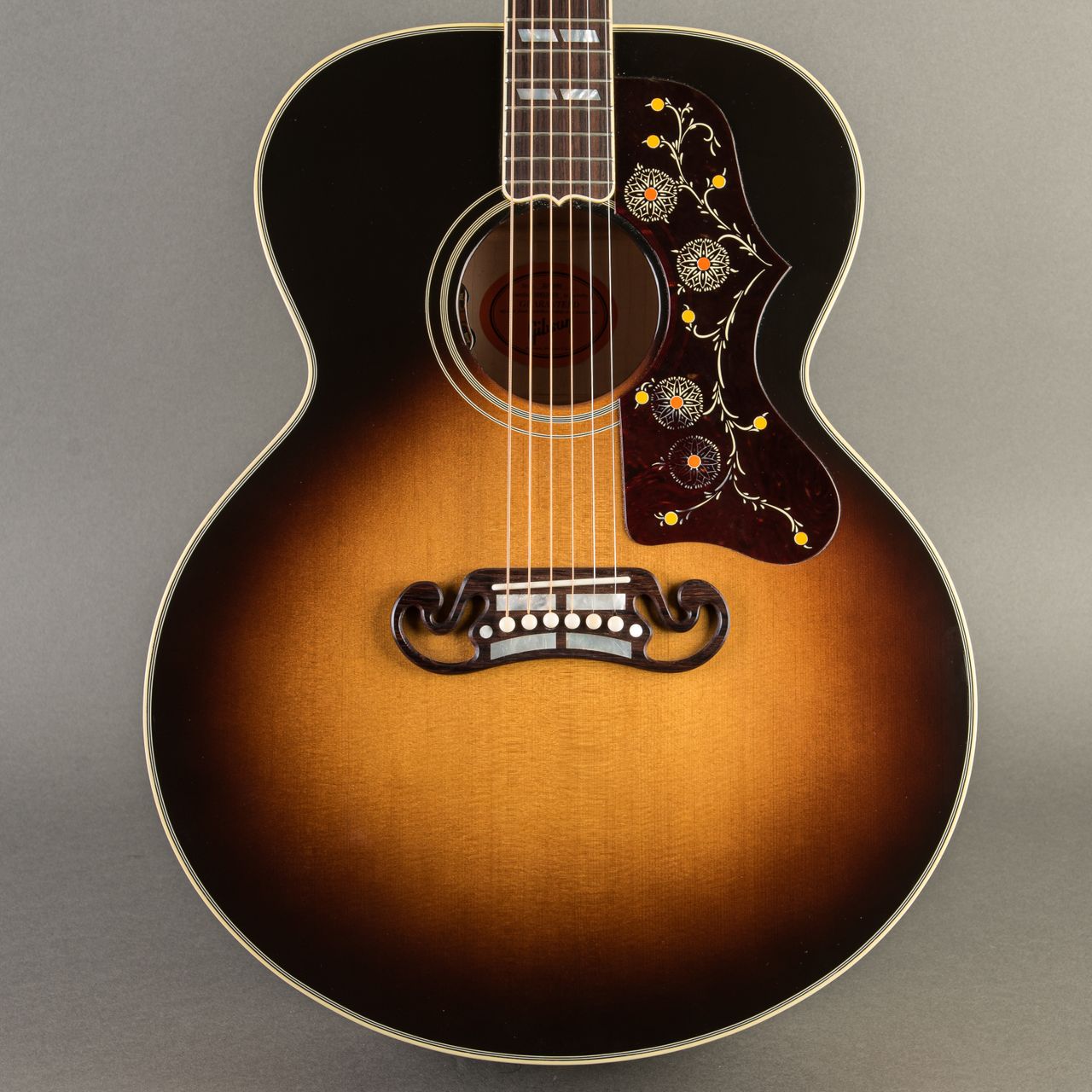 Gibson SJ-200 2022, Sunburst | Carter Vintage Guitars