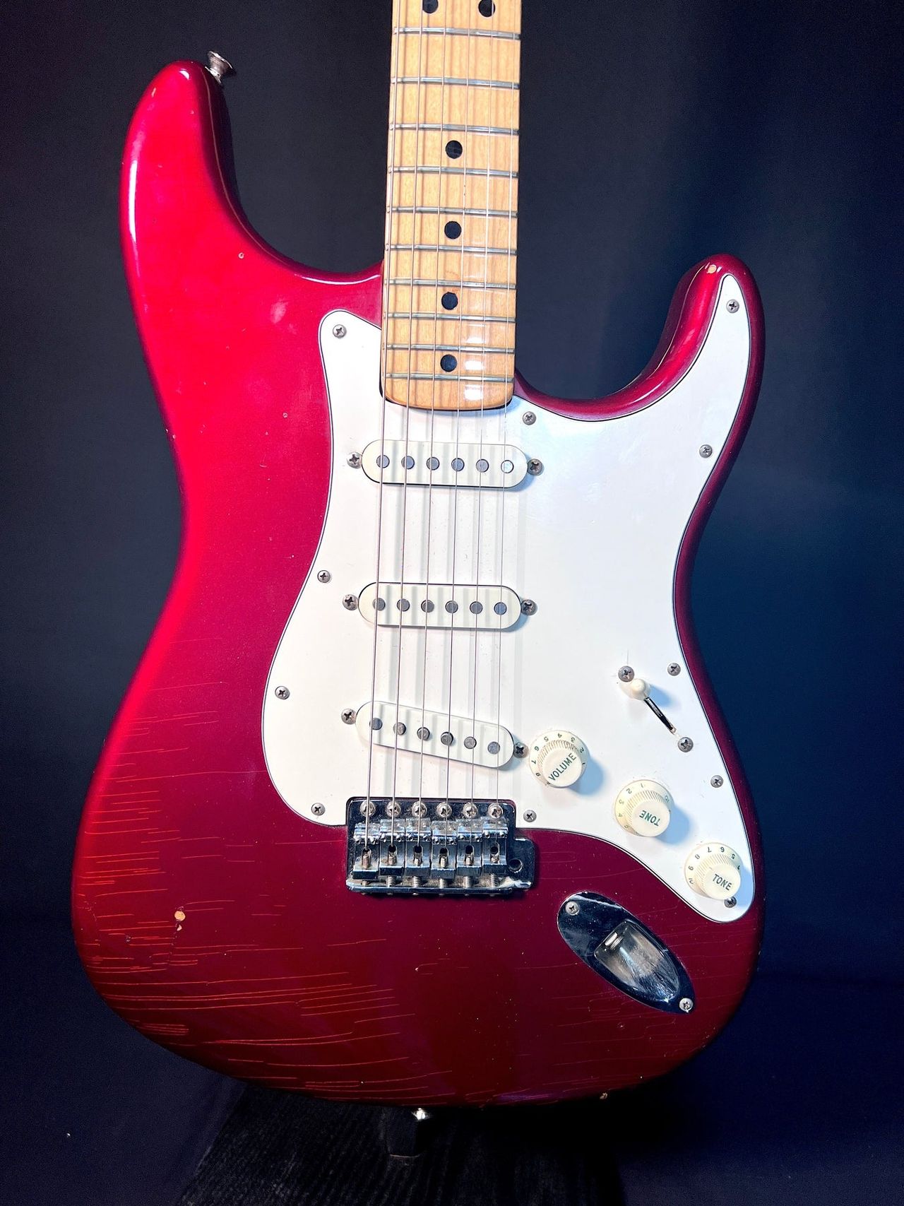 1972 Fender Stratocaster, Apple Red | Carter Guitars