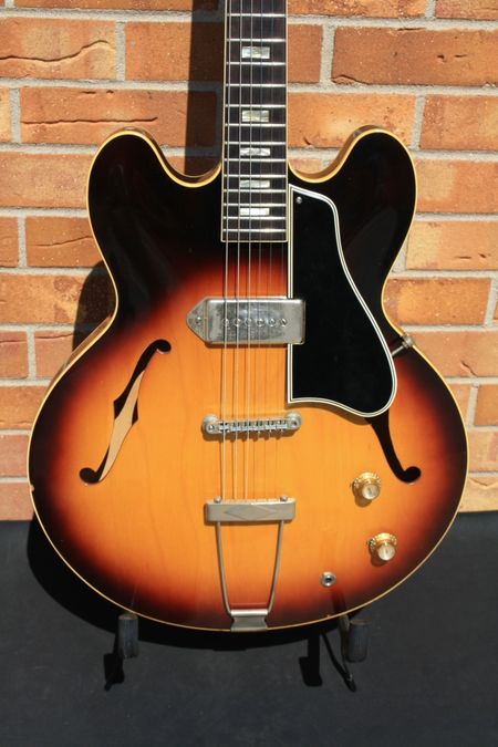 Gibson ES-330T 1963, Sunburst