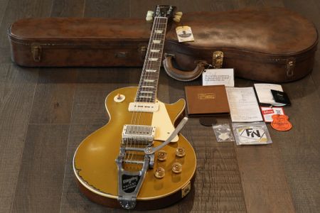 2022 Gibson Custom Sergio Vallin 1955 Les Paul Standard Goldtop Relic w/ Bigsby + COA OHSC