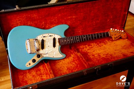 Fender Mustang 1966 Blue Second Owner Untouched