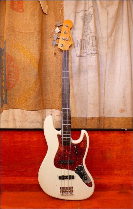 Fender Jazz Bass 1964 - White - Refin