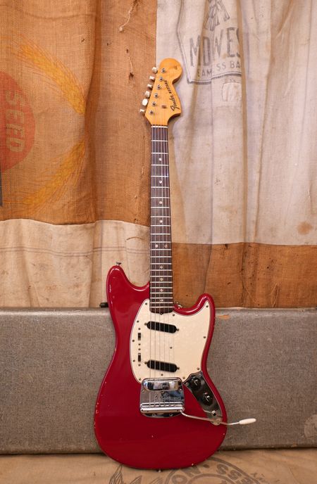 Fender Mustang 1966 - Red