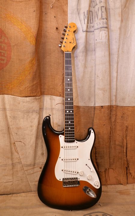 Fender Stratocaster 1956 - Sunburst - Refin