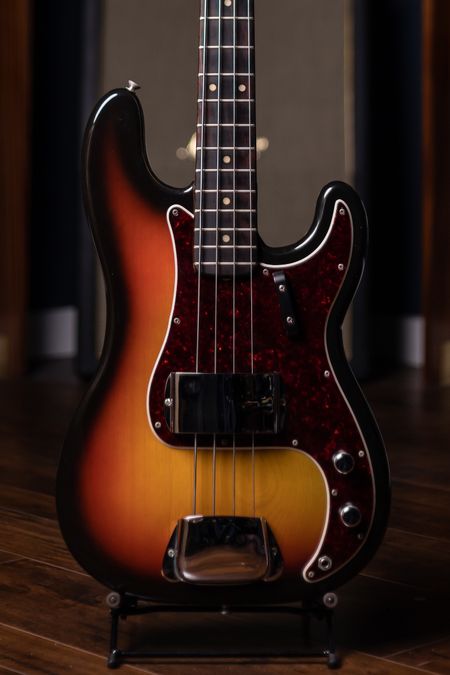 Fender Precision Bass 1968, Sunburst
