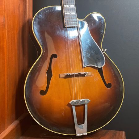 Gibson L-7P 1949, Sunburst